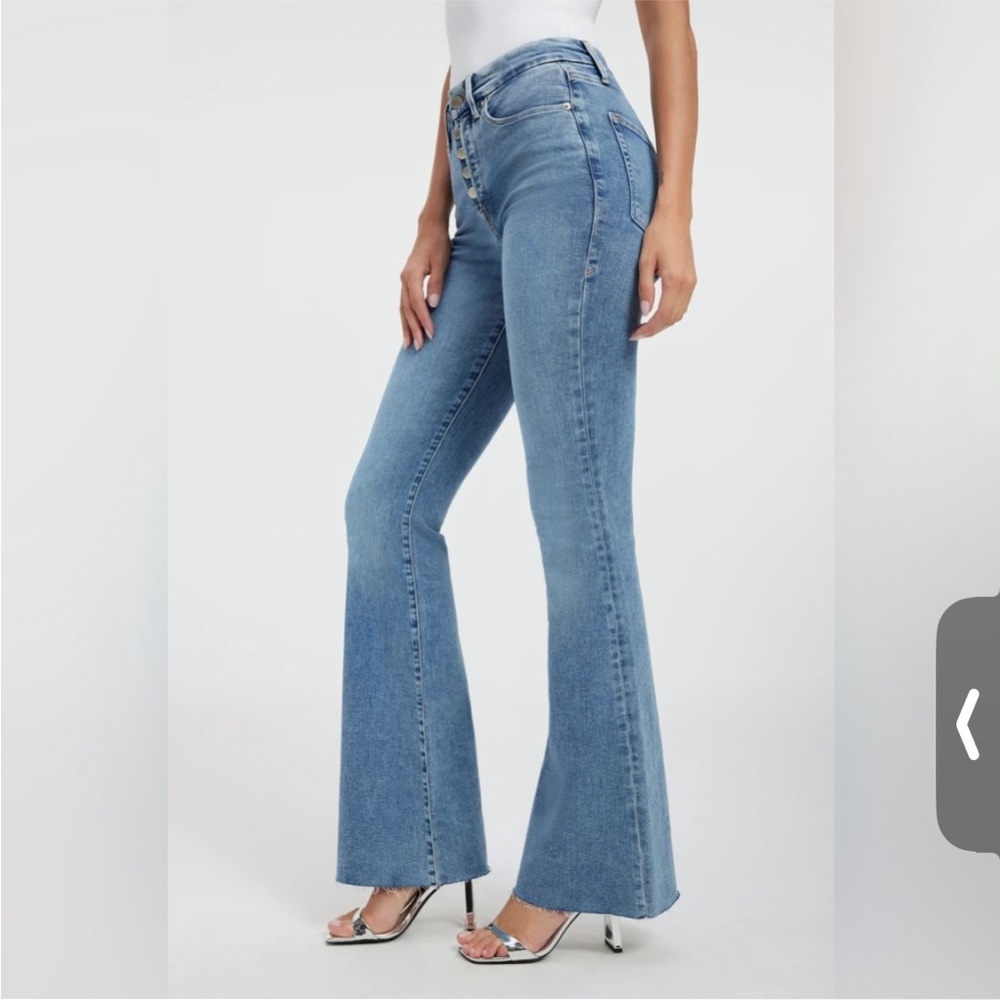 Good American Good Legs Flare NWT Sz 4/27